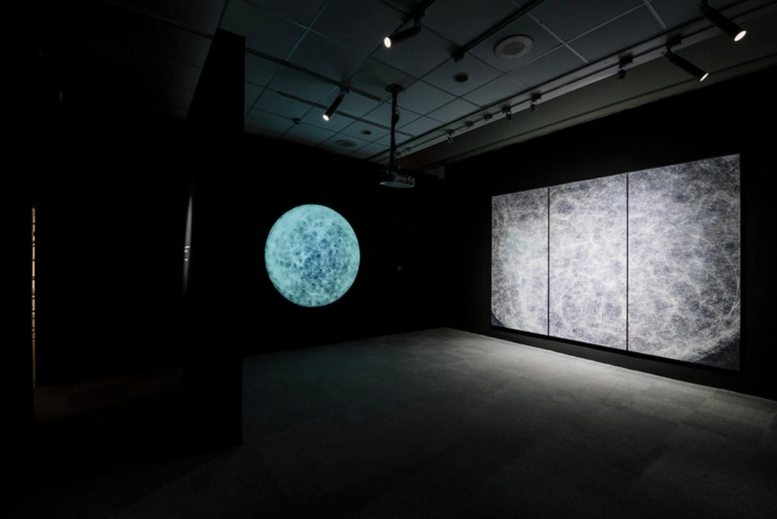 2020Kaohsiung award-Cosmos of thoughts